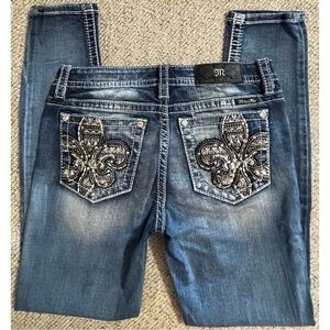 Miss Me Hailey Skinny Embroidered Fleur De Lis Jeans 29x28 Like New